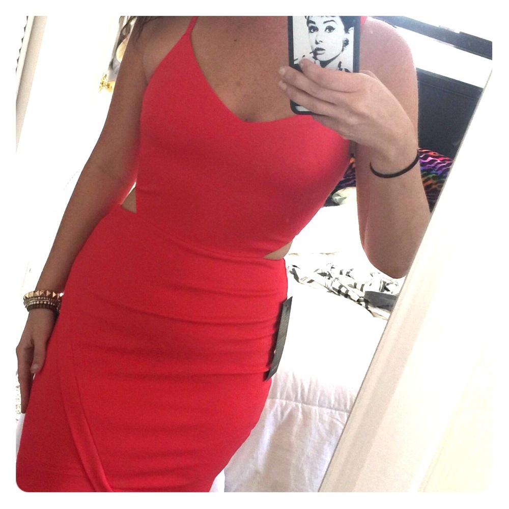 Bebe dress